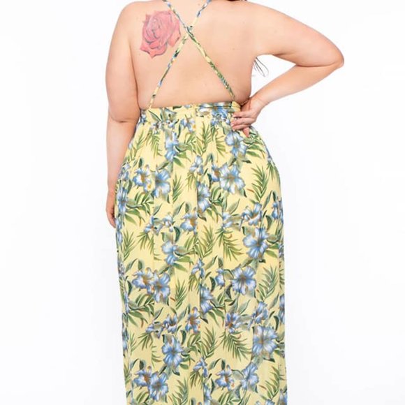 Curvy Sense - Picture 3 of 3